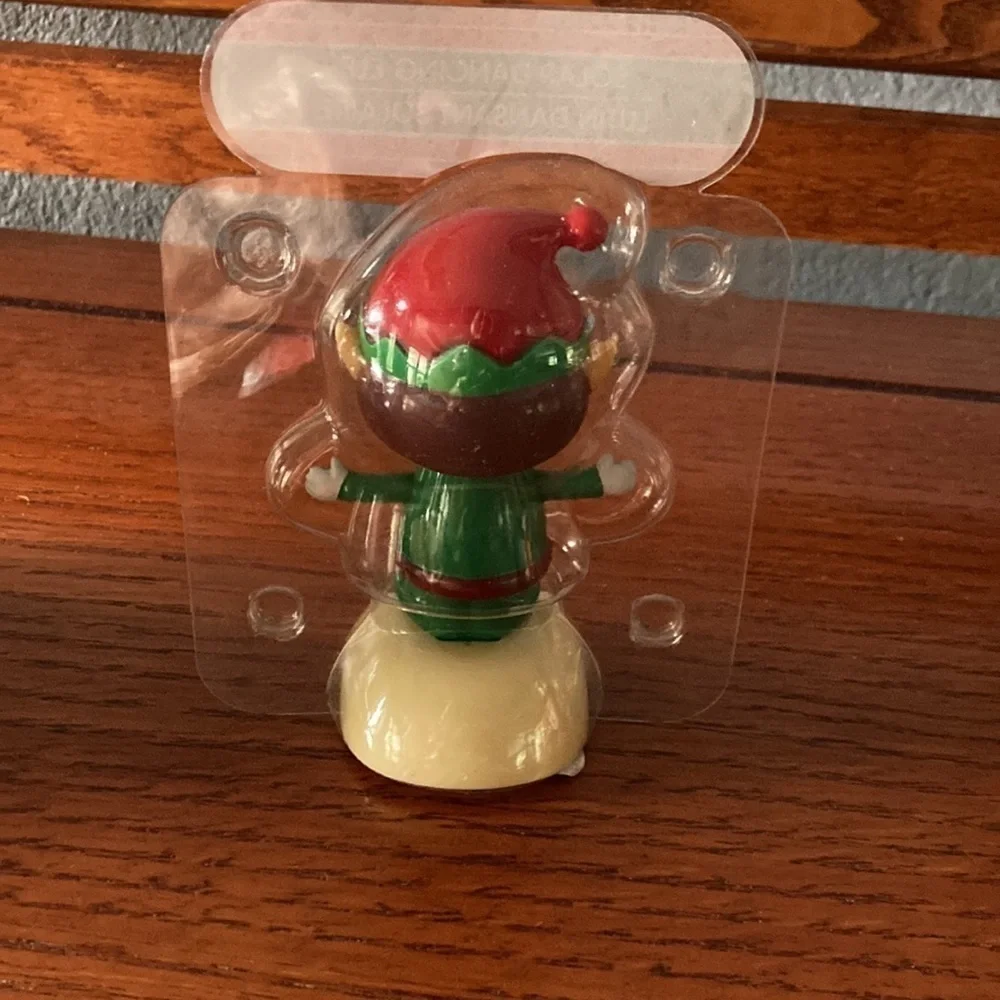 5 Holiday Themed Solar Powered Dancing Bobblehead